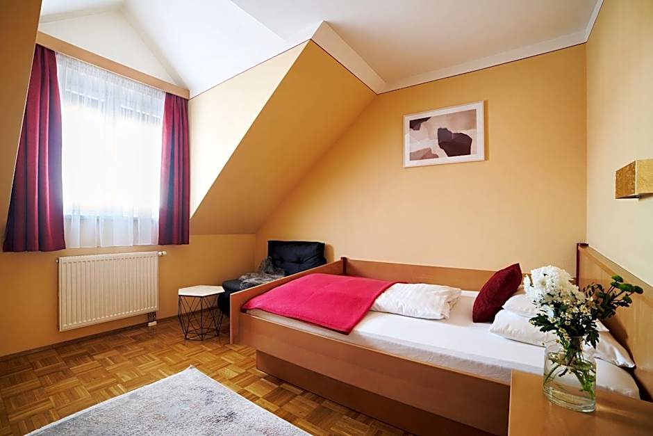 Hotel Garni Thermenoase