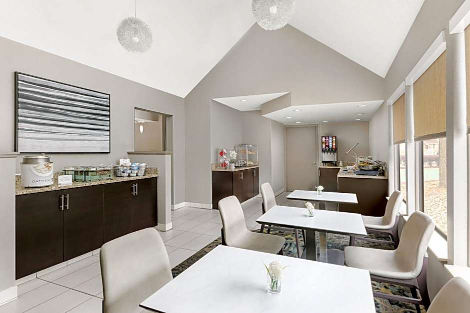 Residence Inn By Marriott Detroit Troy Madison Hei – Madison Heights, MI