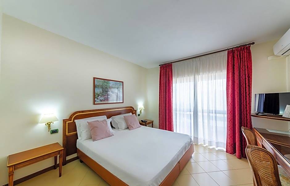 Hotel Sakura, Sure Hotel Collection by Best Western