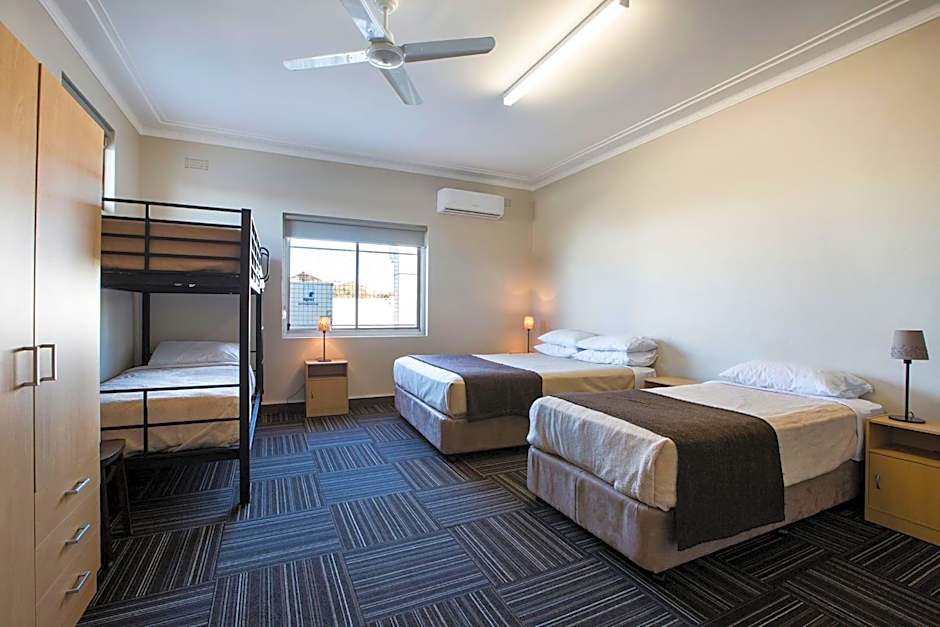 Toongabbie Hotel
