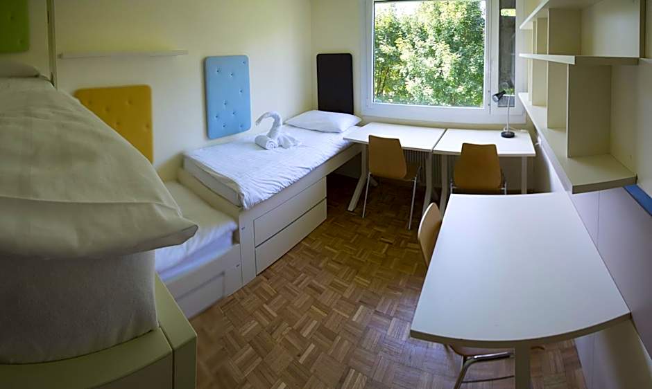Hostel DIC
