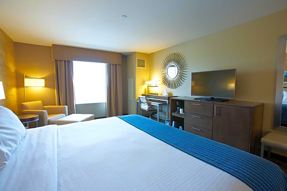 Holiday Inn Express Fargo SW I94 Medical Center, an IHG Hotel