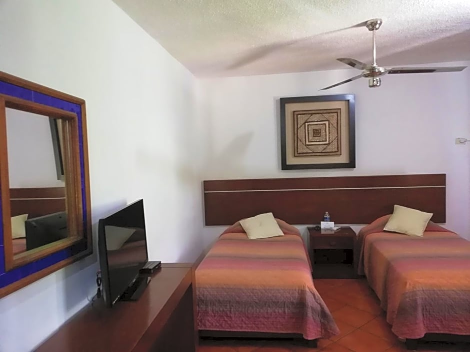 Hotel Los Girasoles