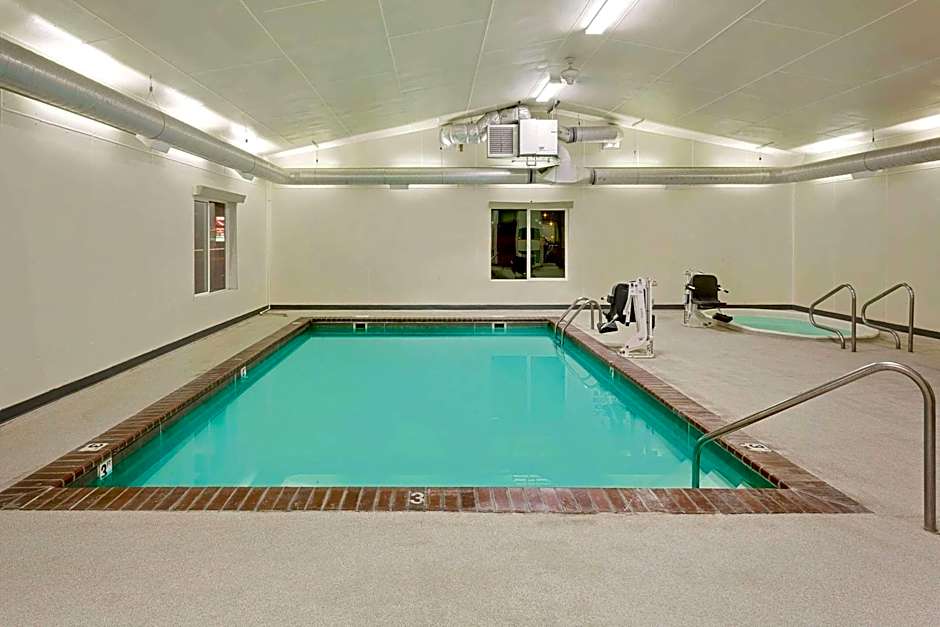 Super 8 by Wyndham Belgrade/Bozeman Airport