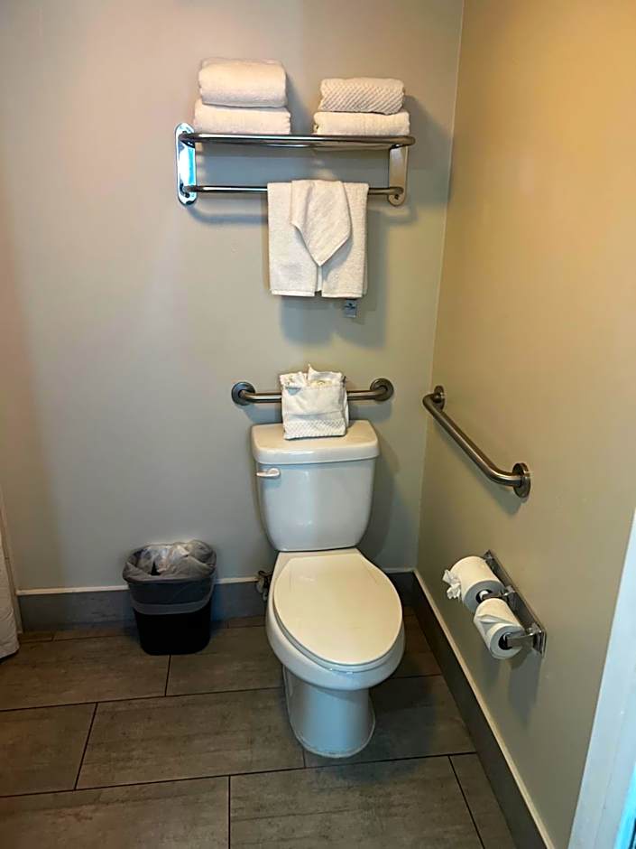 Quality Inn & Suites