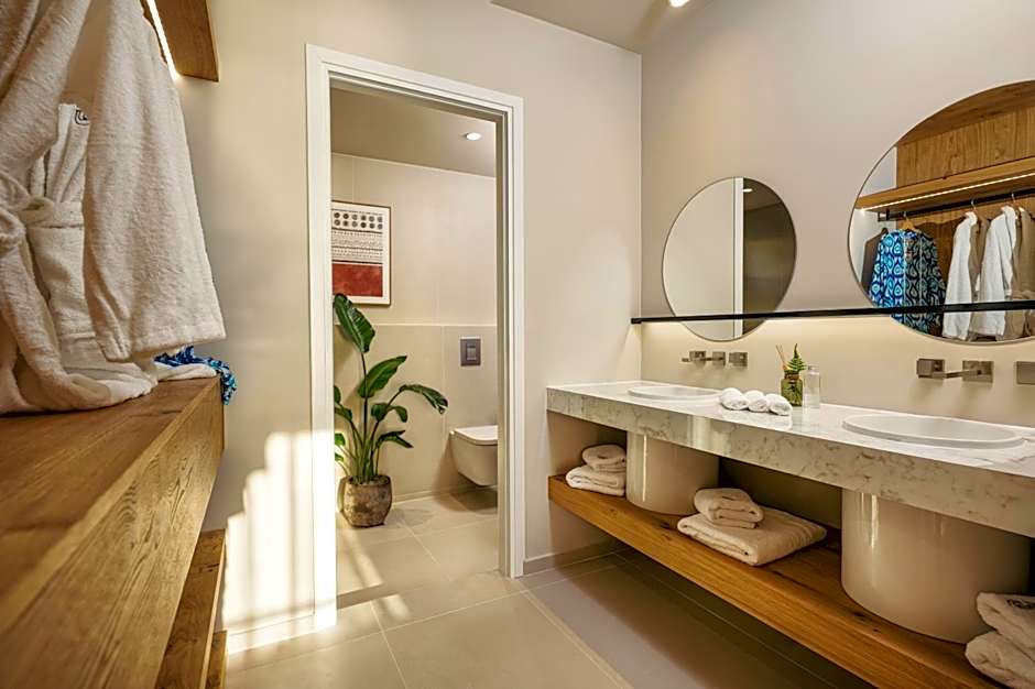 Sewelo Suites - Beachfront Boutique Suites