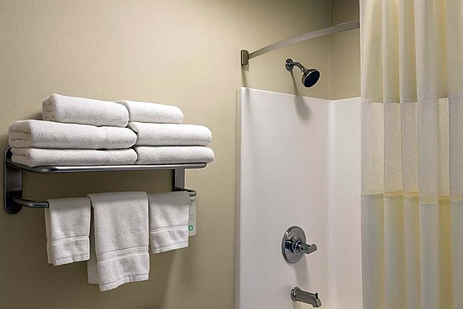 Boarders Inn & Suites by Cobblestone Hotels - Ashland City