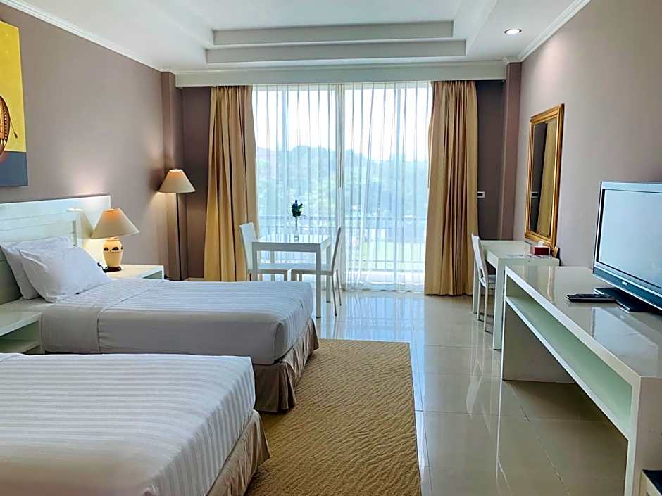 La Vie En Rose Hotel
