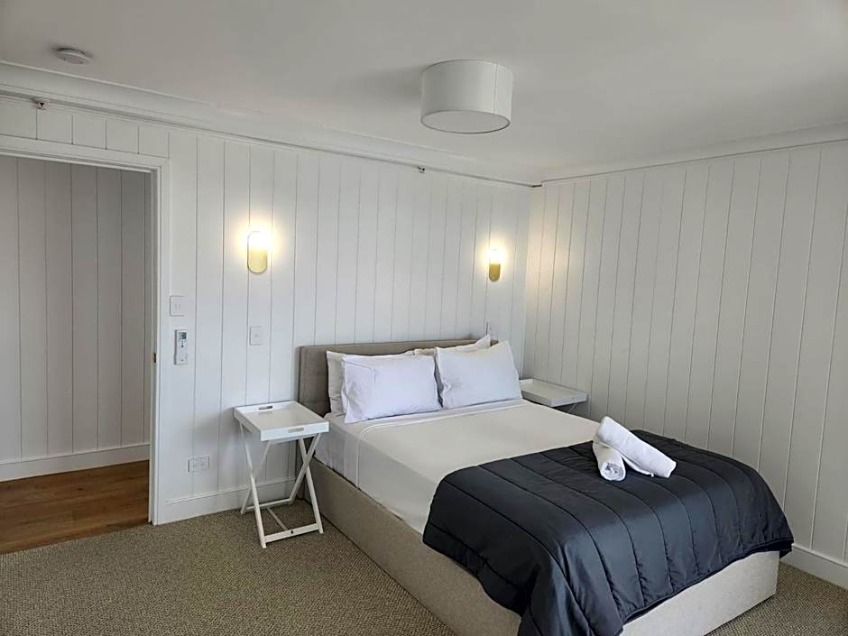 Burleigh Surf Apartments