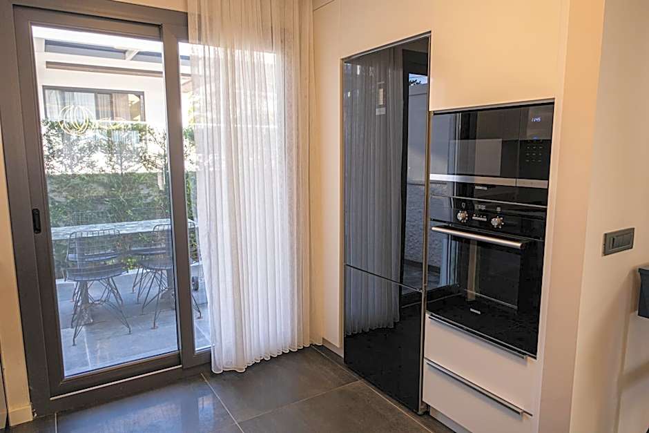 Çeşme lüks huzurlu yeni villa