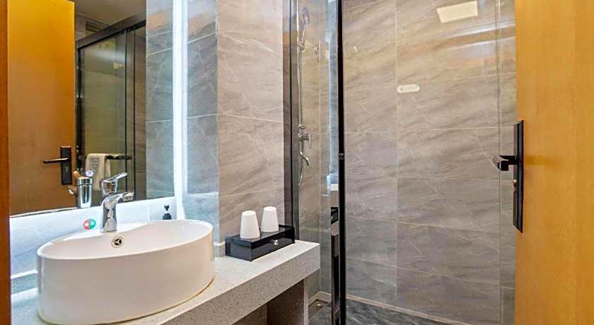 GreenTree Inn Puyang Ruifengyuan Business Hotel