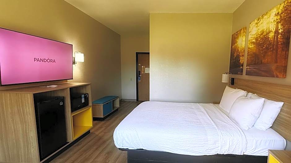 Days Inn by Wyndham Mankato