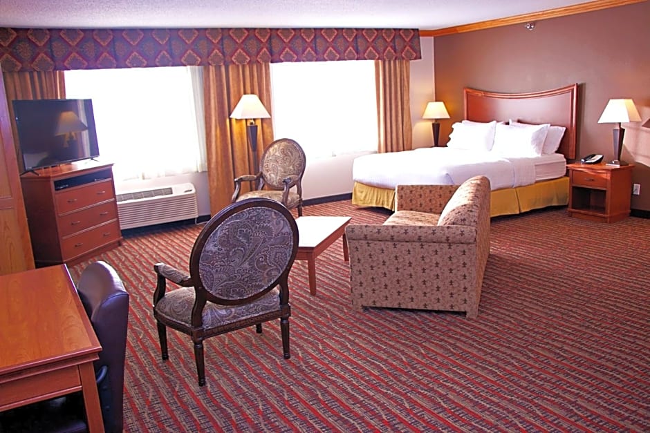 Holiday Inn Express Hotel & Suites Pierre-Fort Pierre, an IHG Hotel