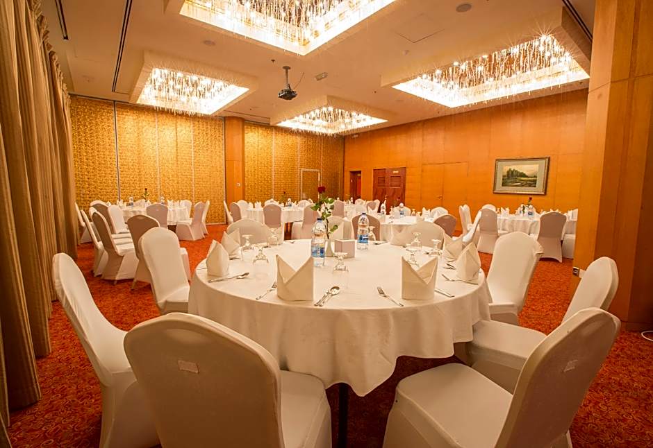 Rayan Hotel