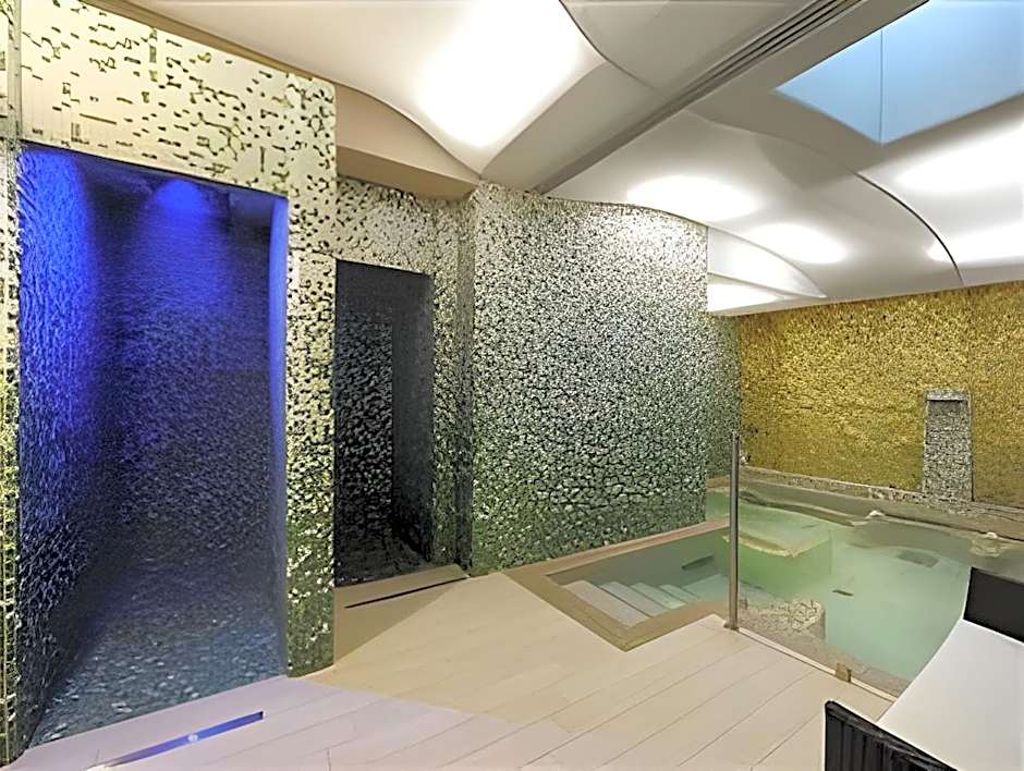 Hotel Bertusi