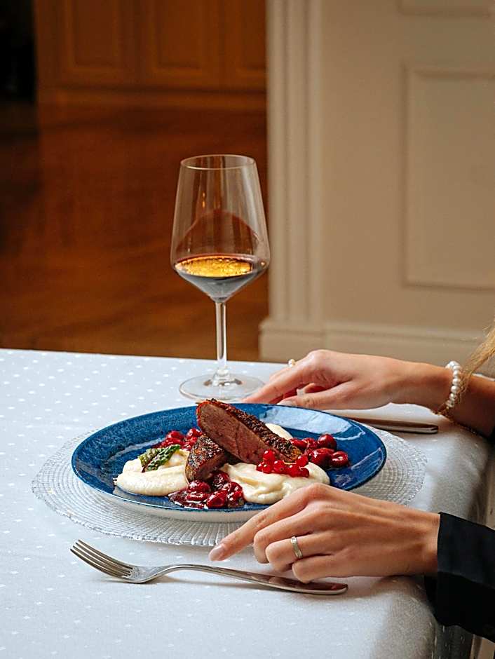 Grant Boutique Hotel