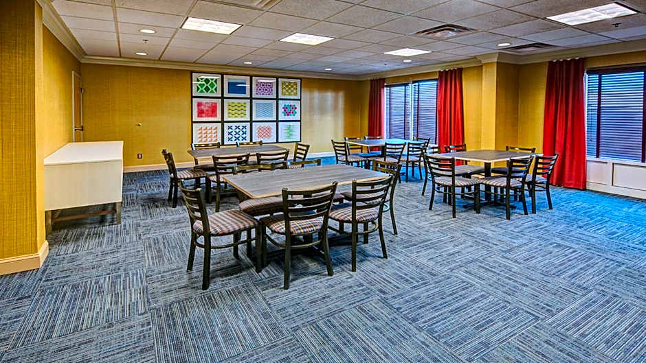 Holiday Inn Express Hotel & Suites London By IHG