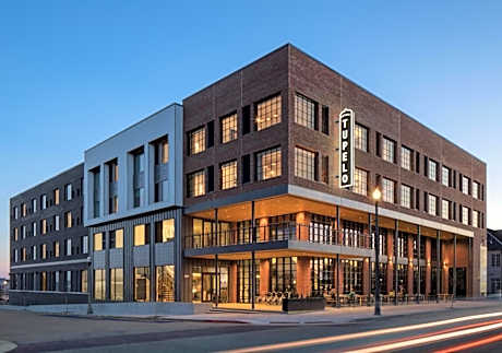 Hotel Tupelo, a Wyndham Hotel