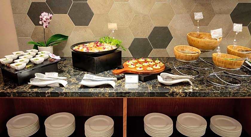 CHECK Inn Taichung LaiLai 