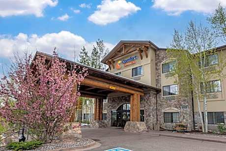 Comfort Suites Golden West on Evergreen Parkway