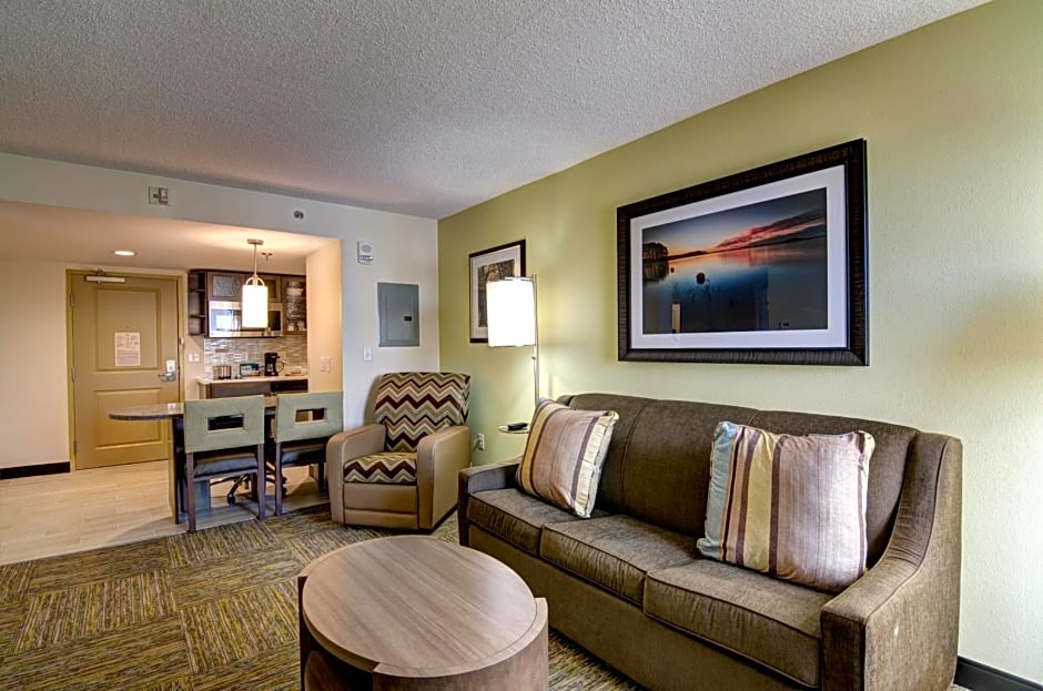 Candlewood Suites : Richmond - West Broad