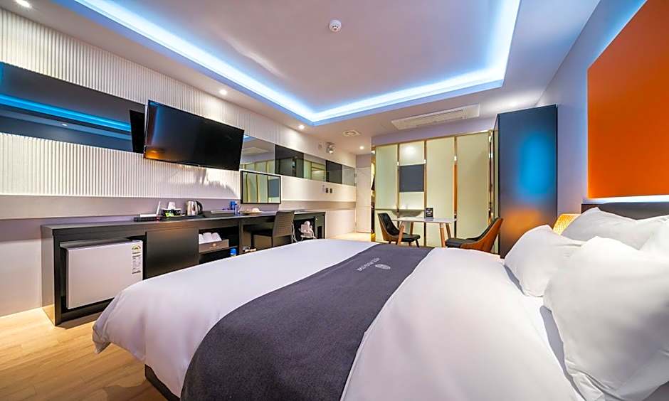 Gimpo Pentastar Hotel