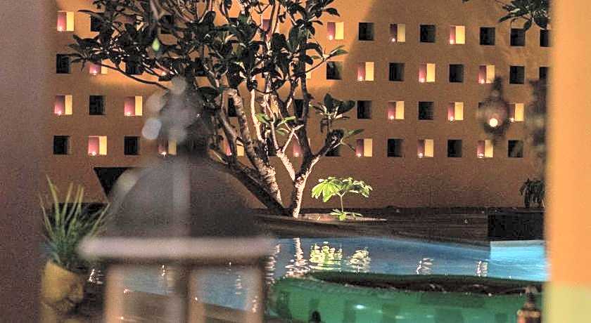 Chandra Residence, luxury, warmth and playfulness!