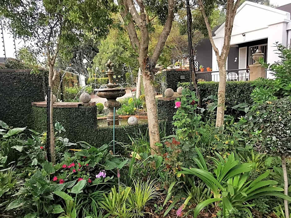 At 98 on Lynburn Guest House