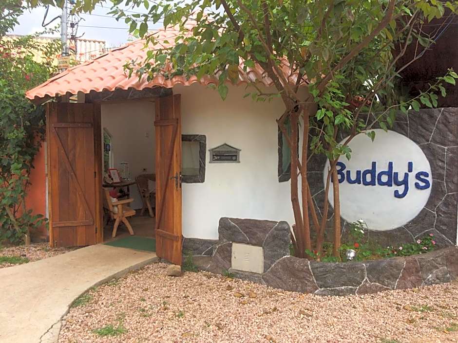Buddy's Hostel & Pousada Alto Paraiso