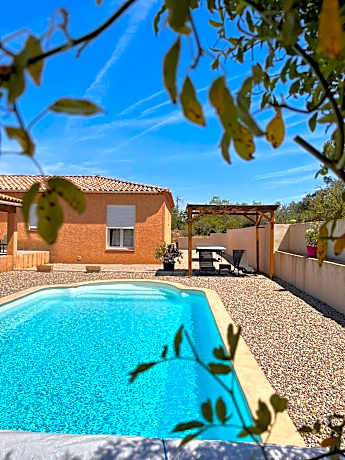 Chambres d'hôtes, B&B climatisées LA BORRELLIENNE