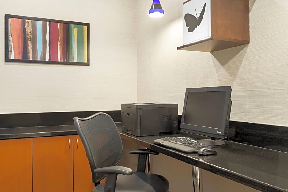 Fairfield Inn & Suites Omaha East/Council Bluffs, IA
