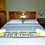 Reef Holiday Apartments