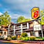 Super 8 by Wyndham Downtown Gatlinburg at Convention Center