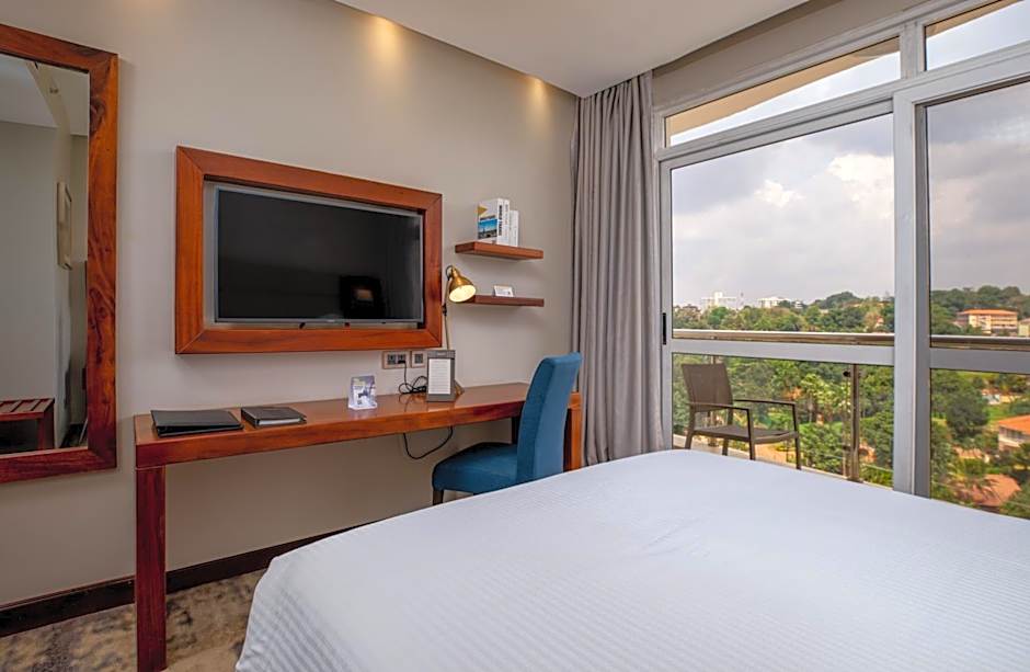 Golden Tulip Canaan Kampala