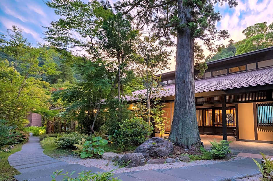 Arimasansoh Goshobessho - Luxury Hot Spring Villa