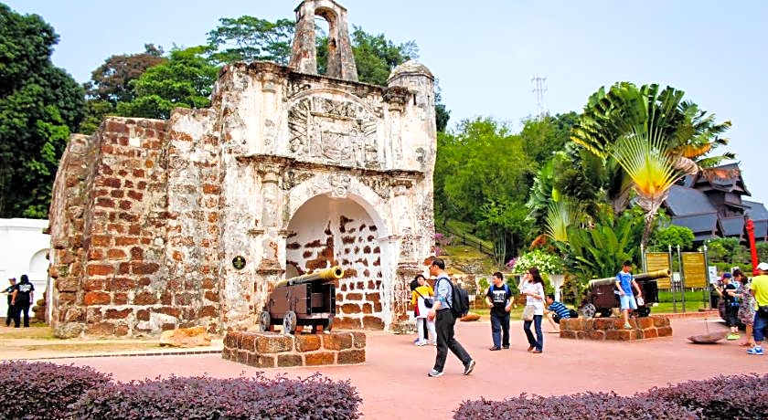 Hallmark Express Hotel