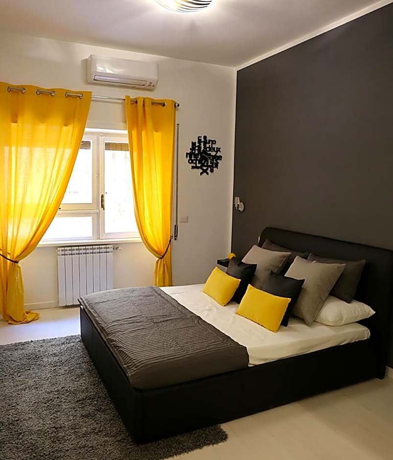Le Coq Suites