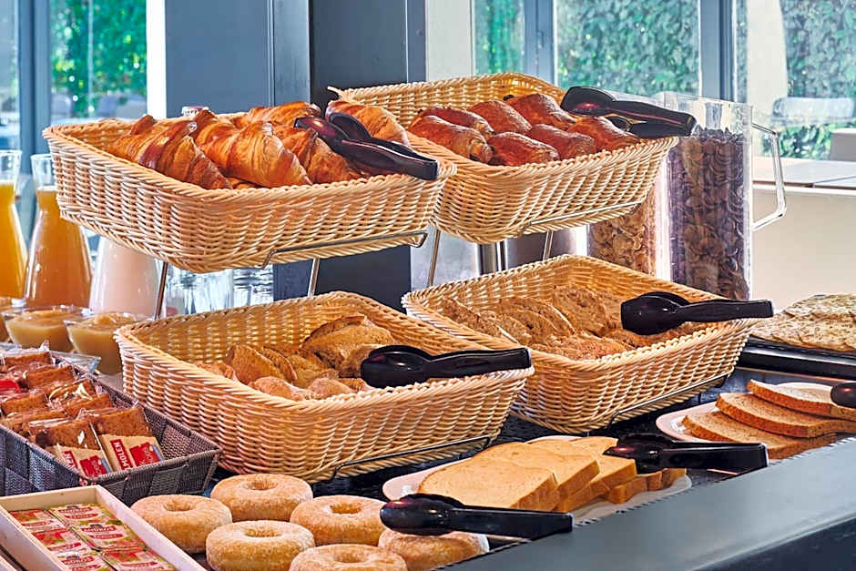 Kyriad Brie-Comte-Robert