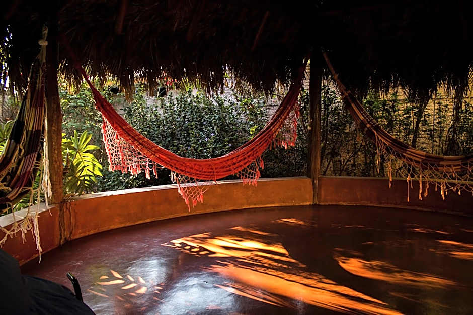 Buddy's Hostel & Pousada Alto Paraiso