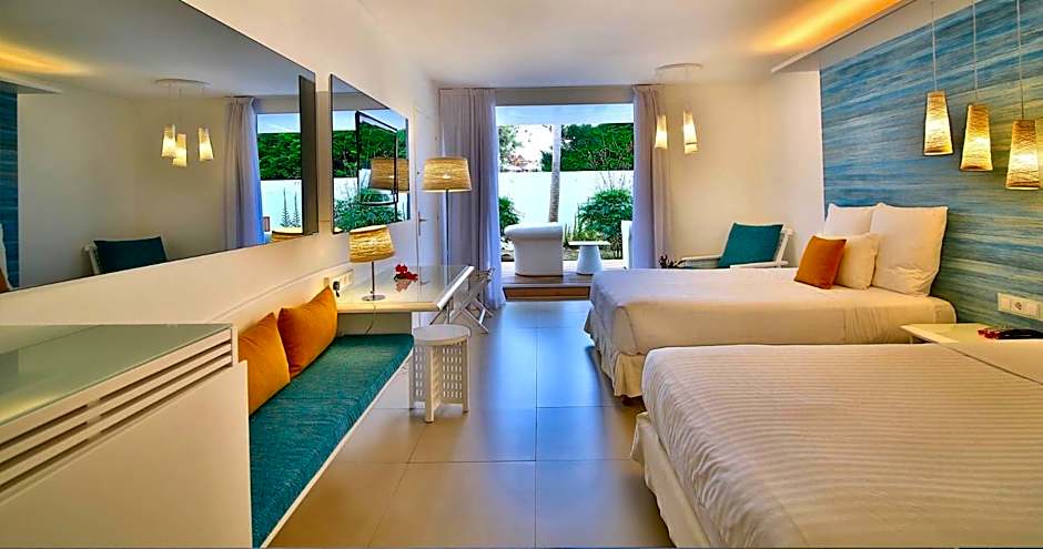 La Creole Beach Hotel & Spa