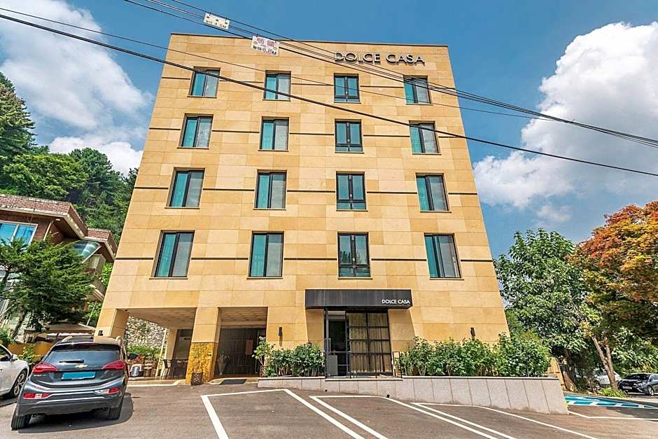 Namyangju Bukhangang Dolcecasa Hotel