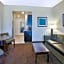 Holiday Inn Express & Suites Geneva Finger Lakes By IHG