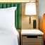 Holiday Inn - LIC - LaGuardia West, an IHG Hotel