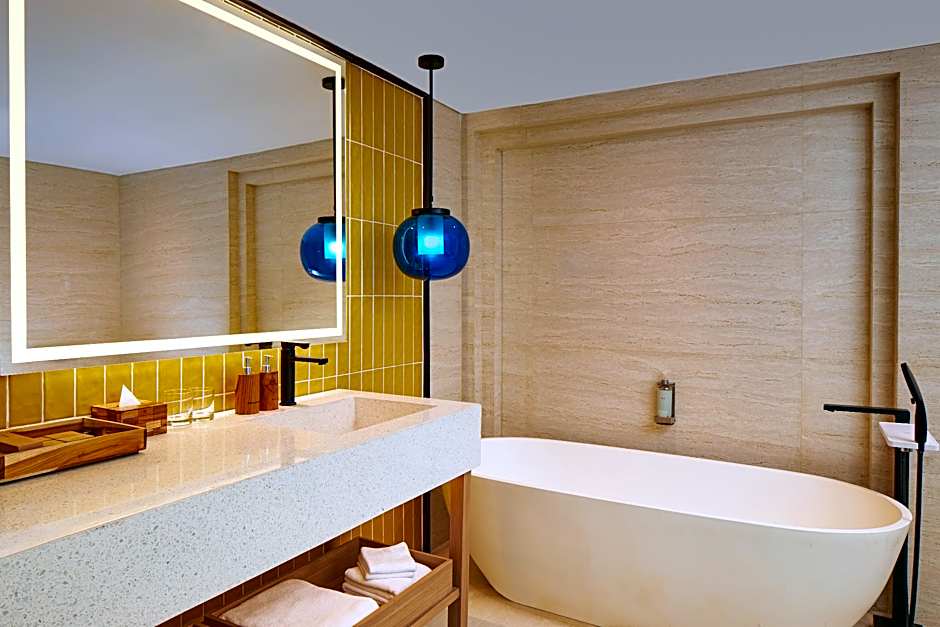 voco Bali Seminyak By IHG