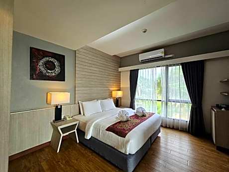 Jacuzzi with Sea View