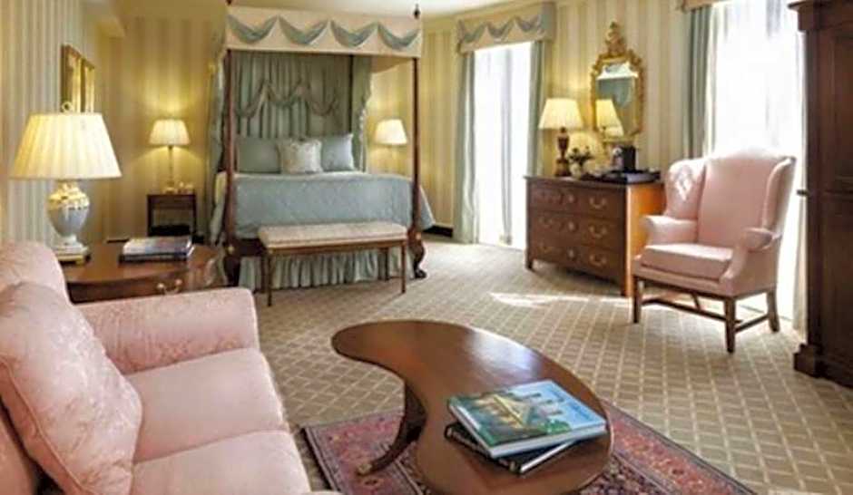 Williamsburg Inn, an official Colonial Williamsburg Hotel