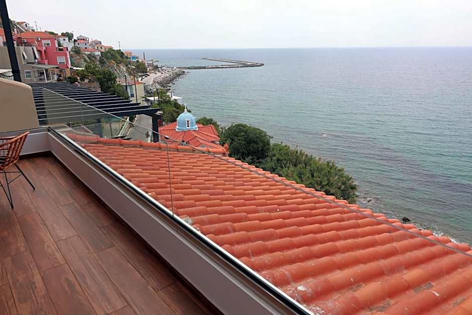 Paris-Irini Studios And Apartments