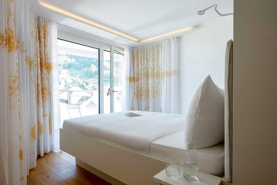 Neuro Campus Hotel