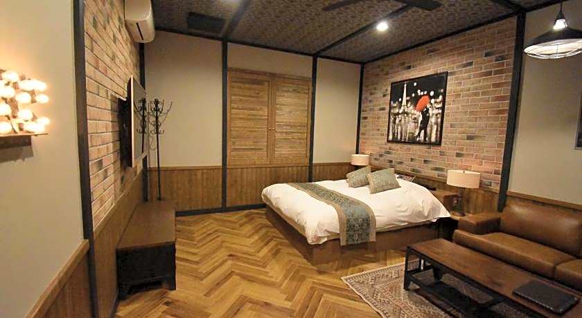 Hotel Pinon - Adult Only