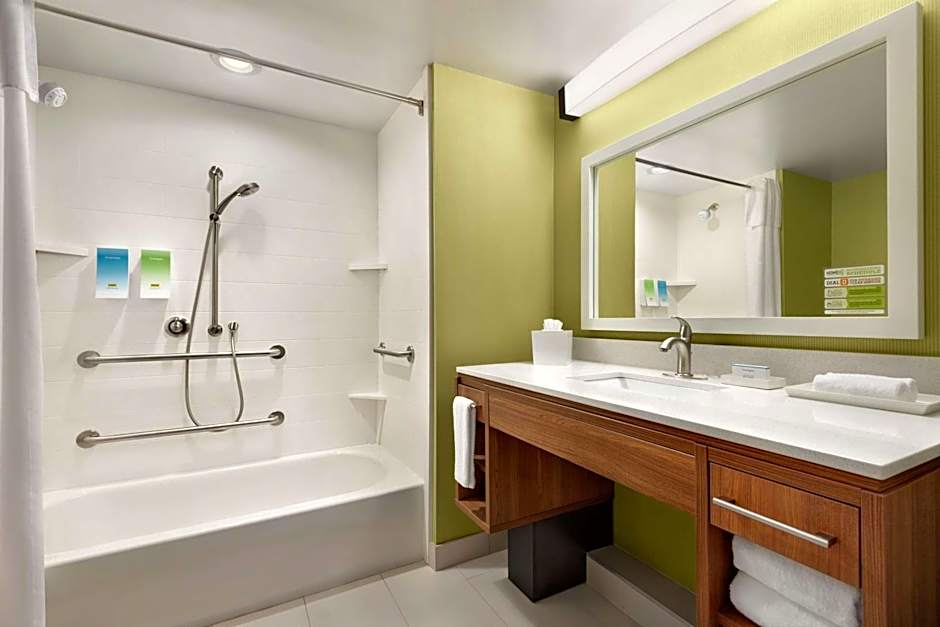 Home2 Suites by Hilton Woodbridge Potomac Mills